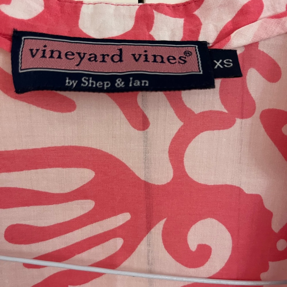Vineyard Vines blouse size XS